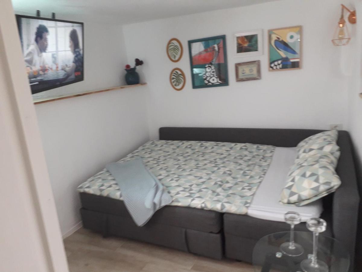 Apartamento Trini La Jaca Exteriör bild